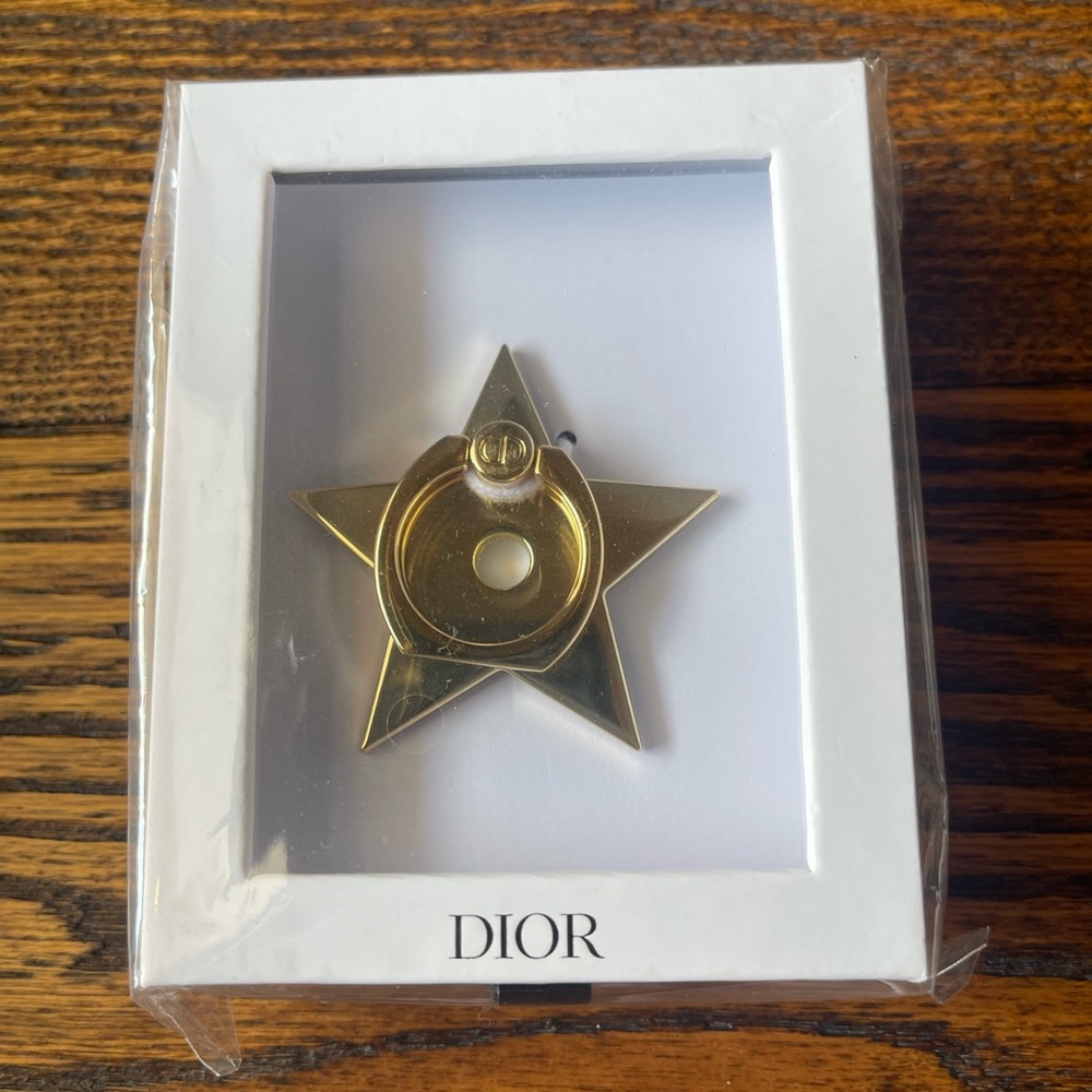 Dior Gold Star Phone Ring